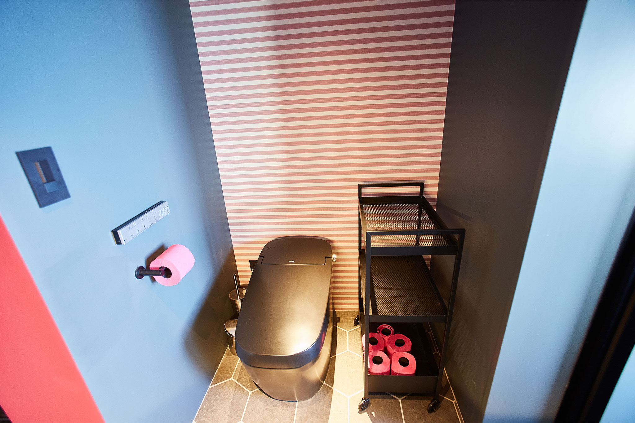 熱海のリノベーションは自分のライフスタイルに合わせた色彩でリノベーションするATTA-ME